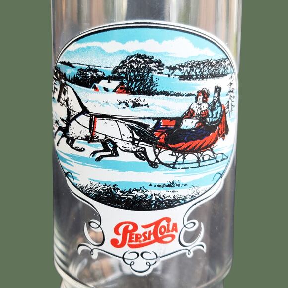 Vintage 1970s Pepsi-Cola Winter Scene Collectible Glasses, Set of Two - Picture 2 of 5